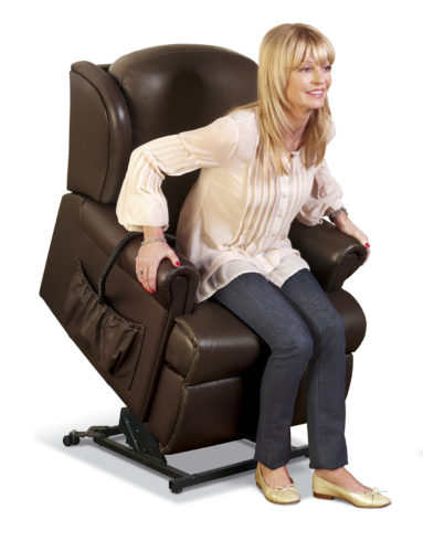 Malvern Petite Leather 'Lift & Rise' Recliner