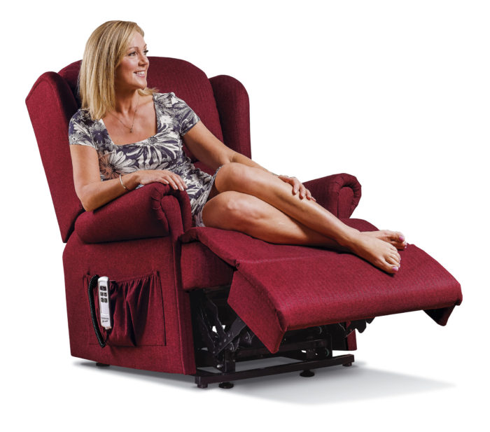 Malvern Royale Fabric 'Lift & Rise' Recliner